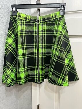 Hot Topic neon lime plaid zip skirt